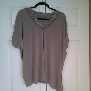 EASYWEAR by CHICO’S Top Size XL (3) Brown Decorative V-neck Tie Waist SS Tunic